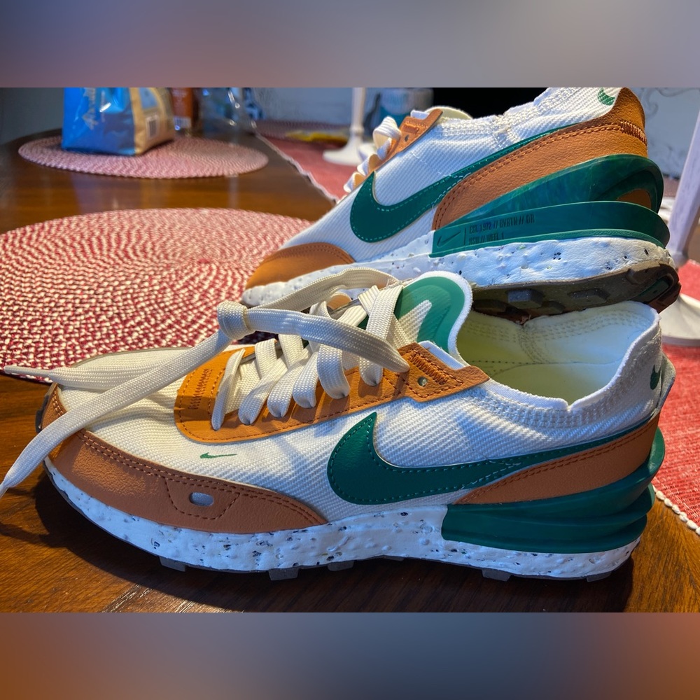 **NIKE** Women’s Waffle One Crater NN Sail Curry